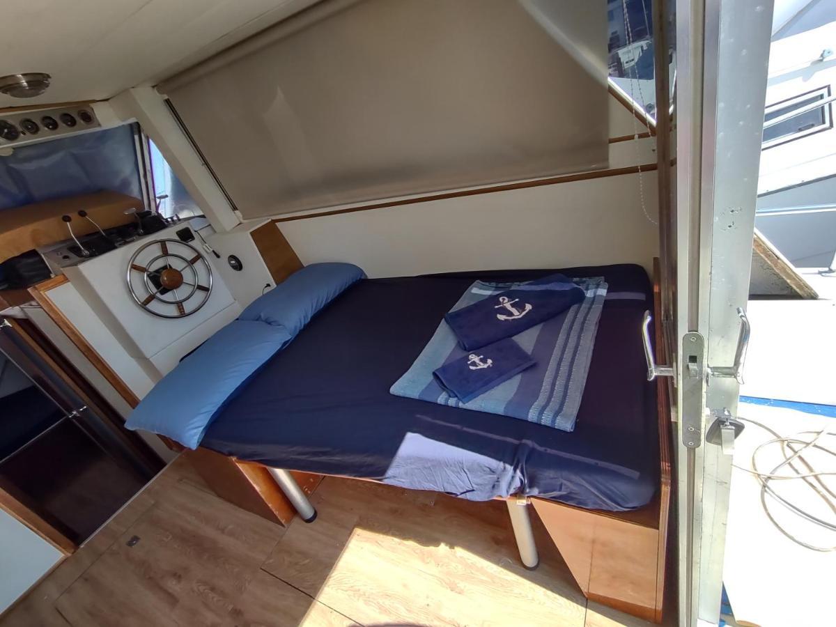 Bed&boat Boatandholiday Botel *